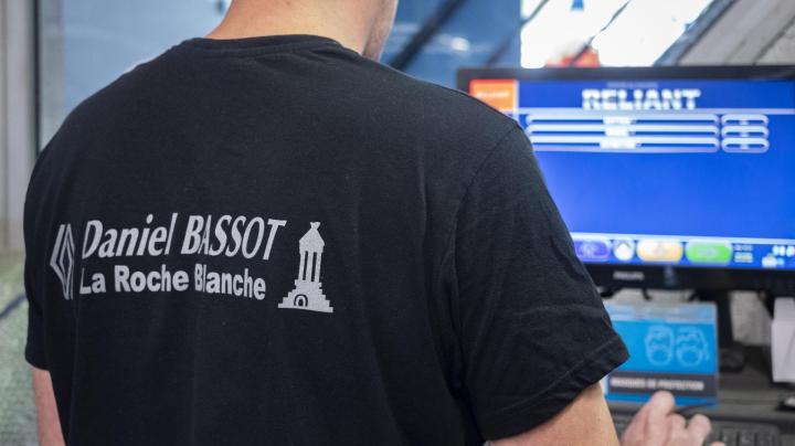 Des services de réparation de voiture à des prix compétitifs à La Roche-Blanche